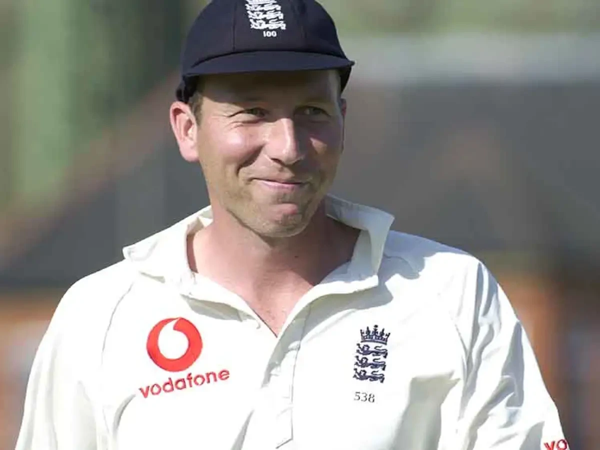 Mike Atherton was born on March 1968.