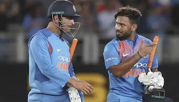 MS Dhoni and Rishabh Pant batting together for the Indian team.