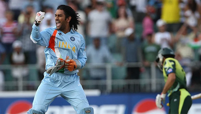 MS Dhoni celebrating after winning the T20 World Cup 2007.