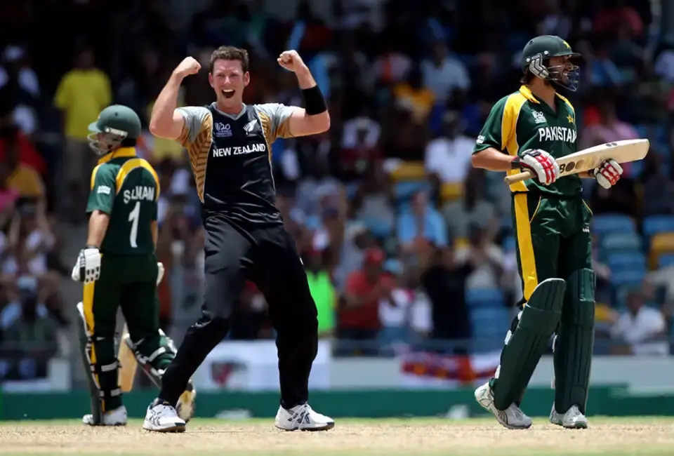 New Zealand defeated Pakistan by 1 run.