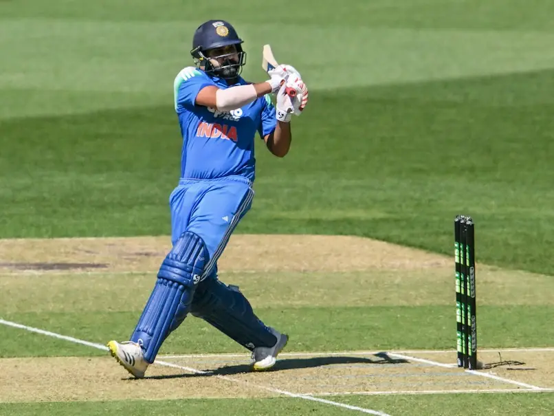 Rohit Sharma Proves Why He’s Still the Hitman in the Second ODI!