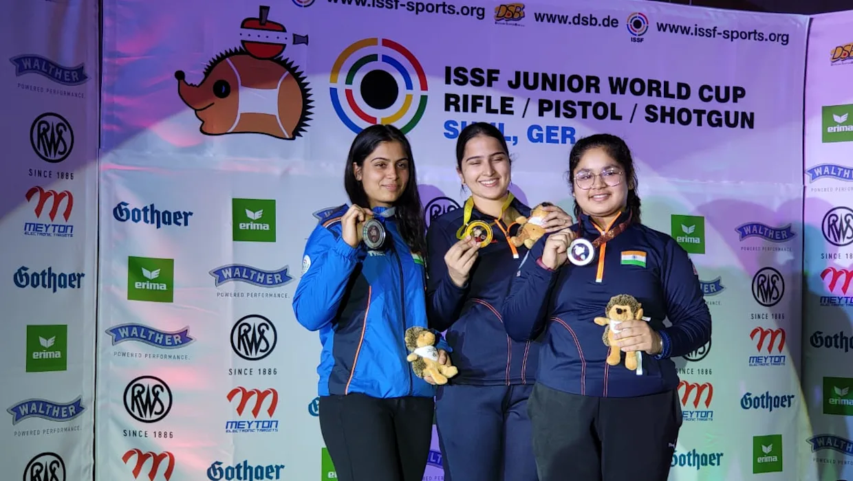 ISSF Junior World Cup 2022 | Indian women shooters sweep medals in 25m pistol event