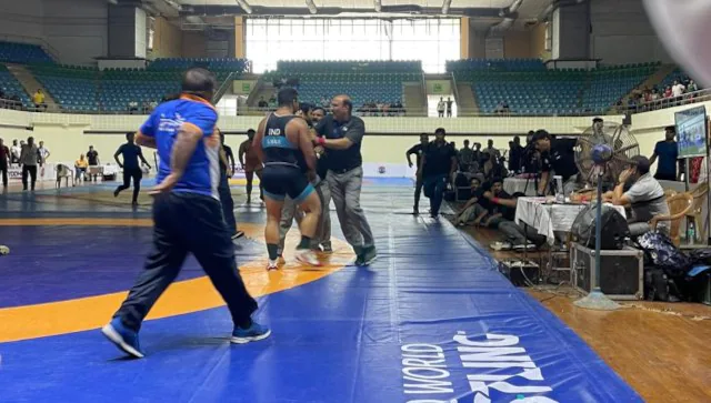 Wrestler Satender Malik punches referee during trials, gets lifetime ban by WFI