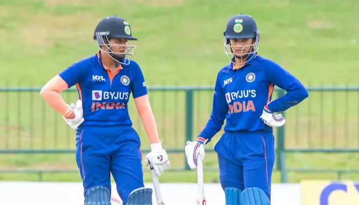 Shafali Verma and Smriti Mandhana batting together at the top order.