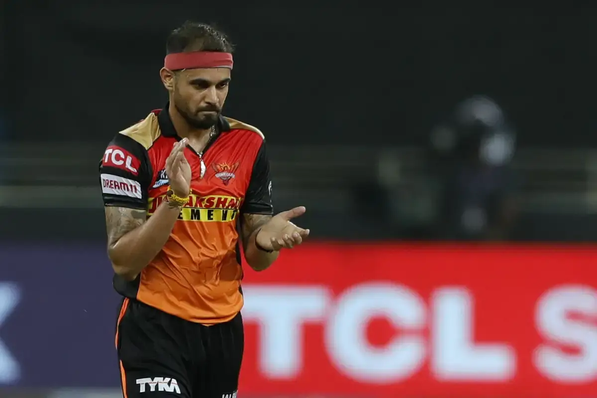 Siddarth Kaul was born on 19th May.
