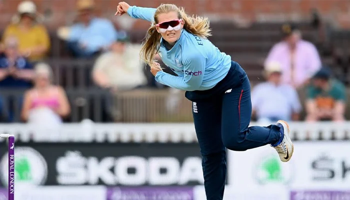 Sophie Ecclestone playing for the England team.