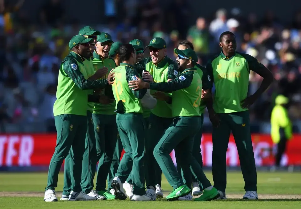 South Africa defeated Australia by 10 runs.