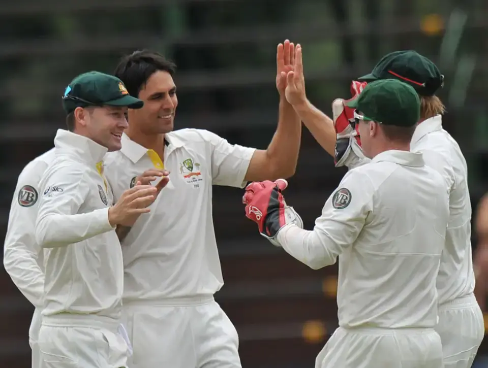 south-africa-got-all-out-for-266-runs-against-australia-on-day-1.