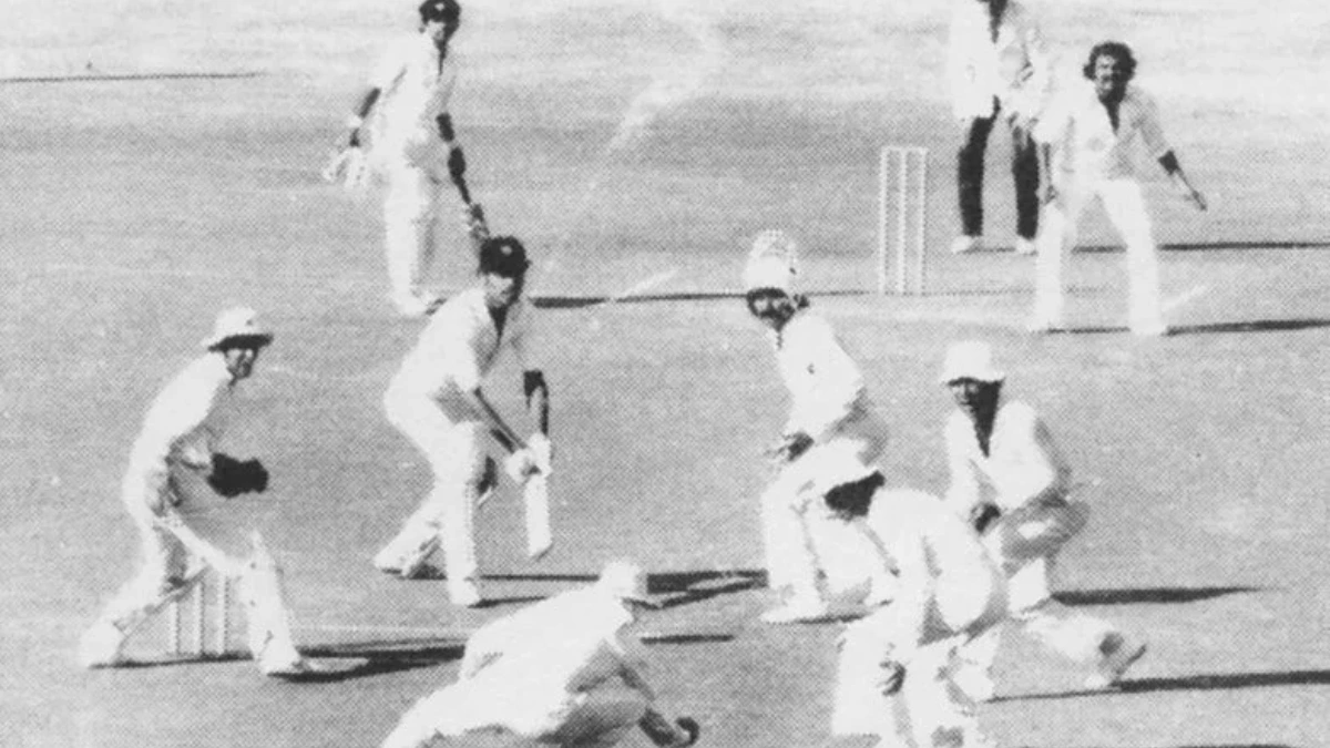 Thrilling end to India vs Pakistan Delhi Test on 9 December, 1979.
