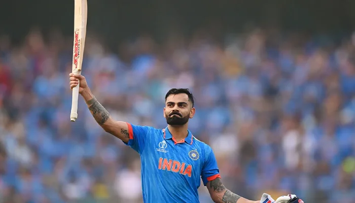 Virat Kohli acknowledging the crowd after his 50th ODI century.