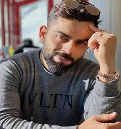 Virat Kohli was captured with his Rolex Daytona Rainbow in Rose Gold.