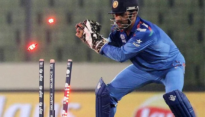 Zing bails and stumps light up as MS Dhoni completes a stumping.